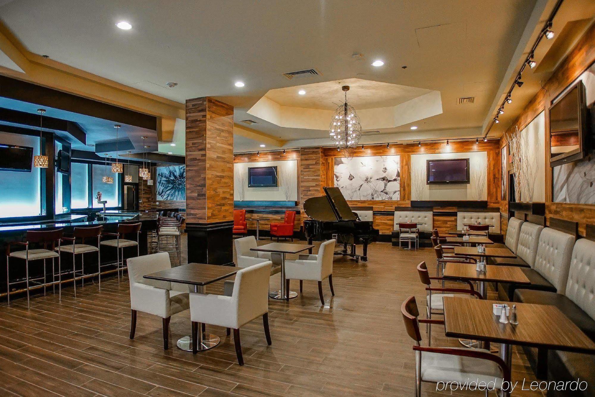Ramada By Wyndham Southfield Ξενοδοχείο Εξωτερικό φωτογραφία
