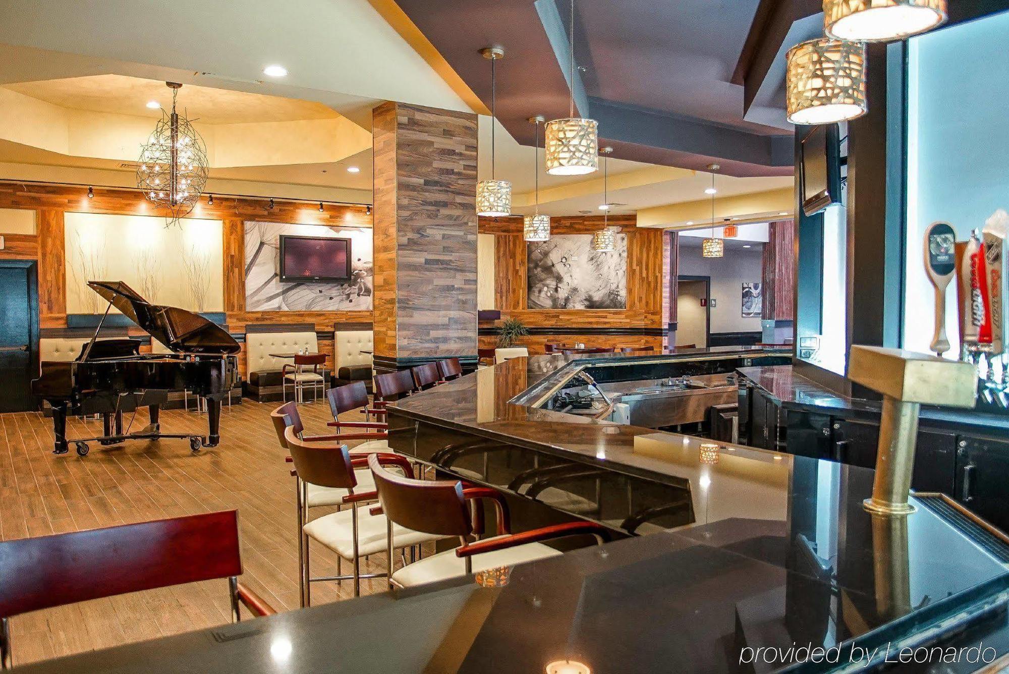Ramada By Wyndham Southfield Ξενοδοχείο Εξωτερικό φωτογραφία