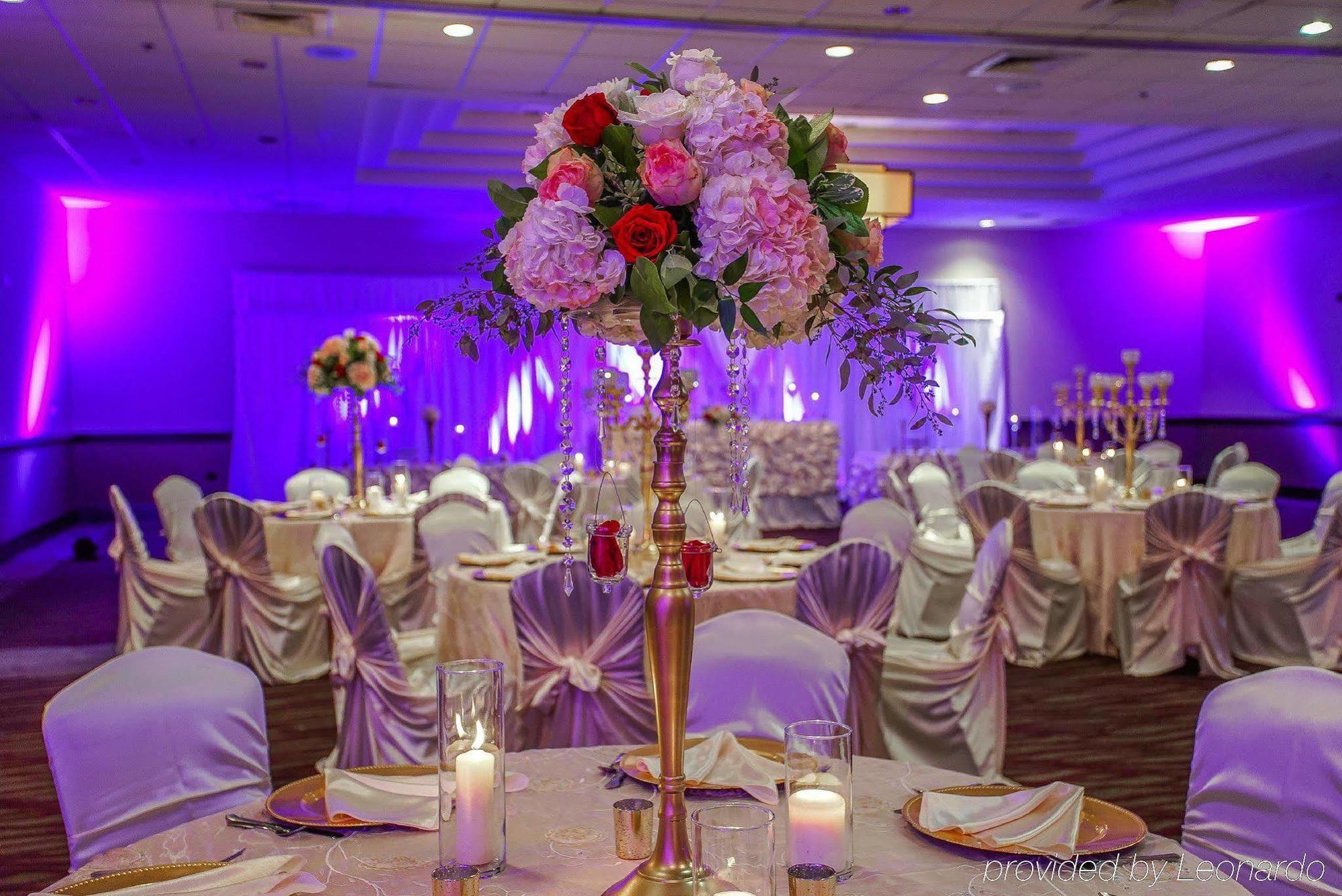 Ramada By Wyndham Southfield Ξενοδοχείο Εξωτερικό φωτογραφία