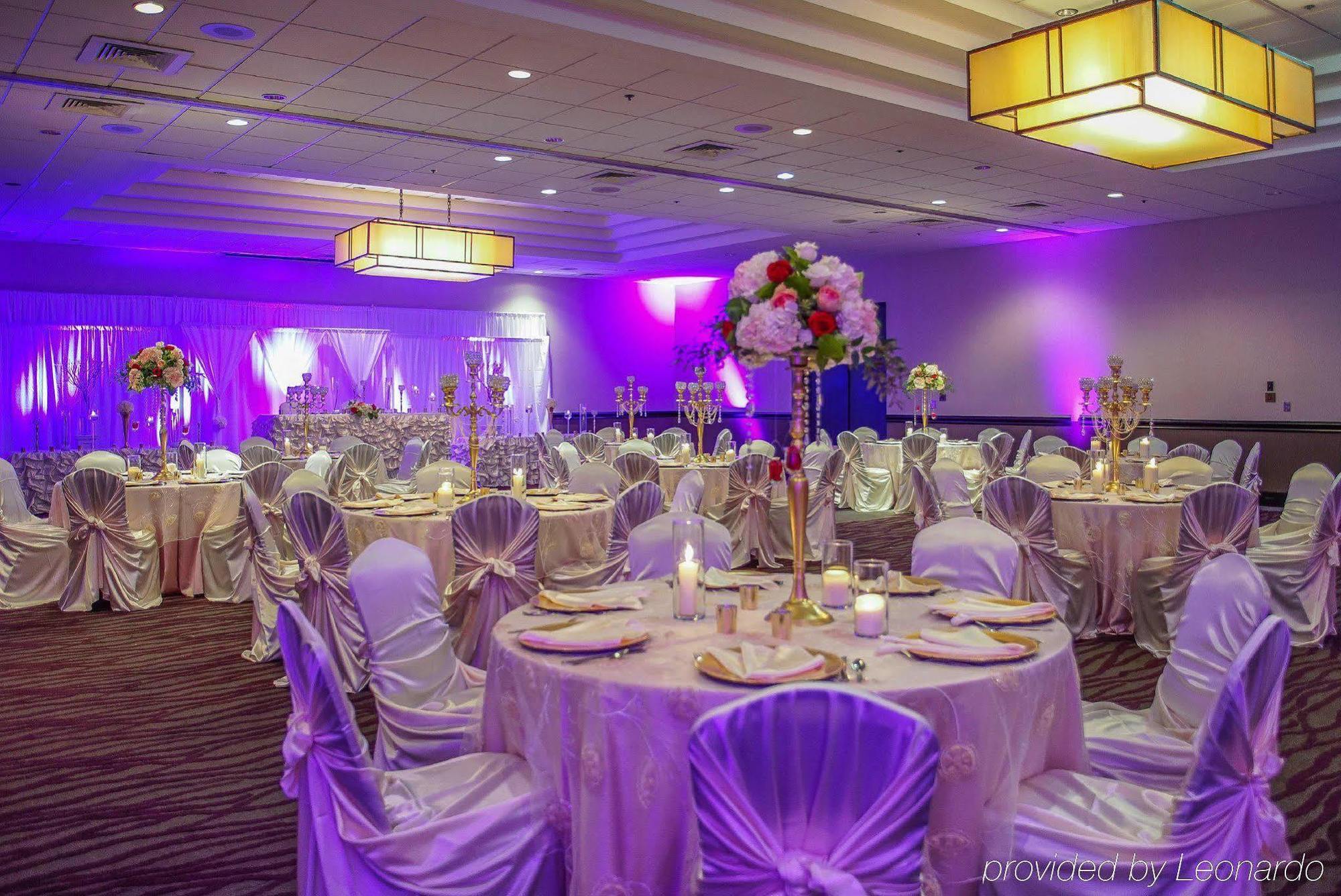 Ramada By Wyndham Southfield Ξενοδοχείο Εξωτερικό φωτογραφία