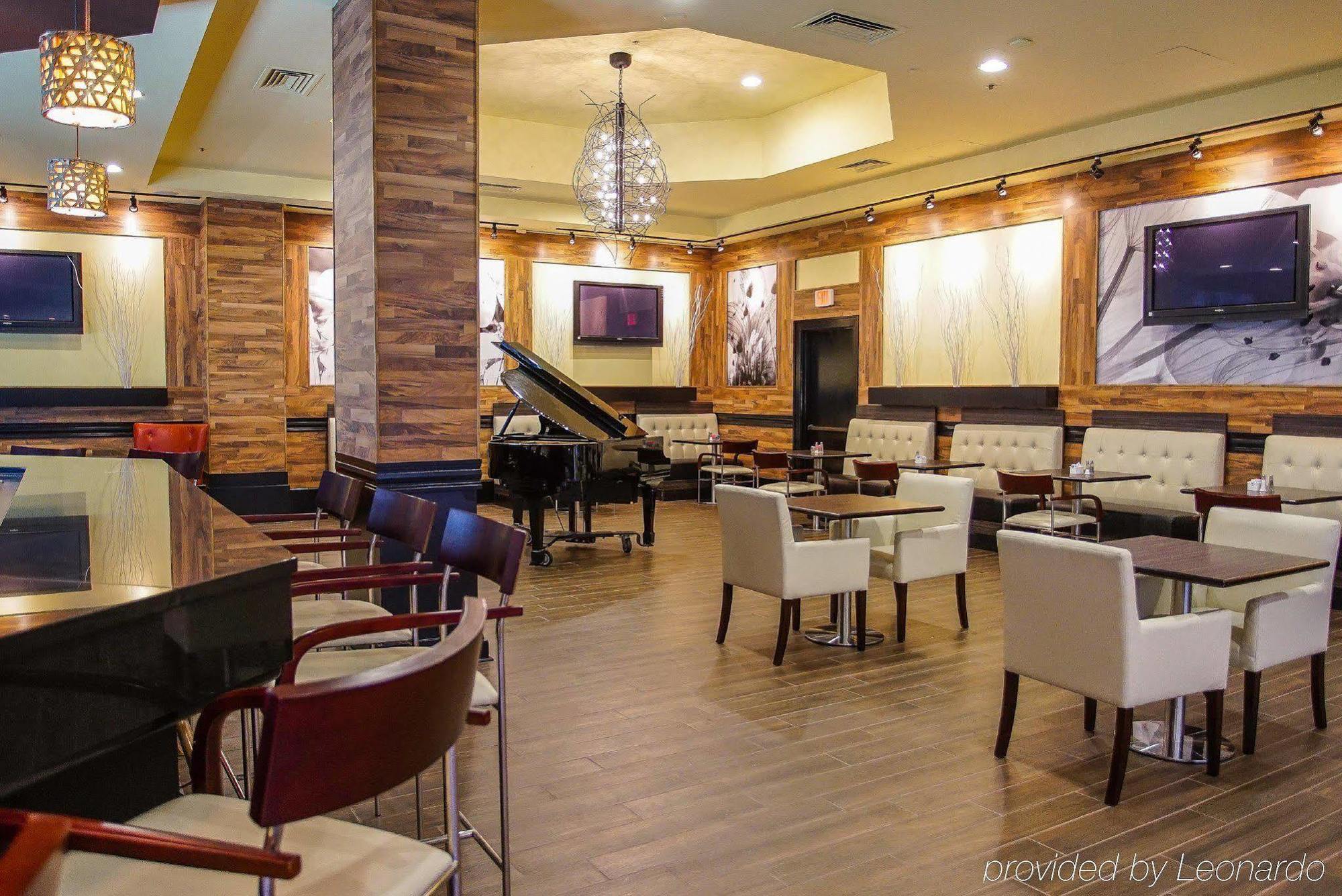 Ramada By Wyndham Southfield Ξενοδοχείο Εξωτερικό φωτογραφία